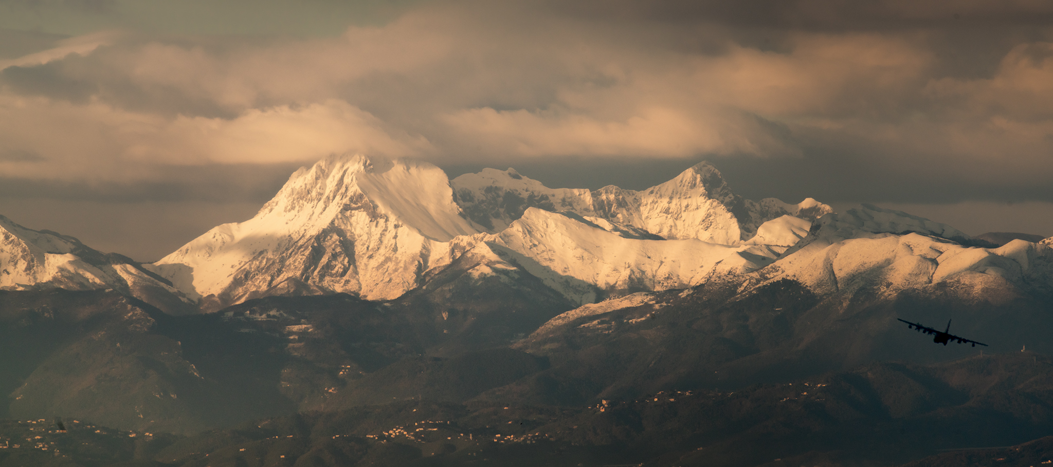 Alpi Apuane viste da Montenero